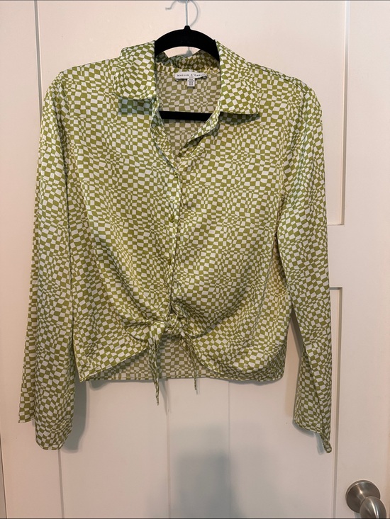 Maison D’Amelie Tops - Maison D’Amelie Tie-Front Checker 70s Vibe Button-Down Shirt - Olive Green Size